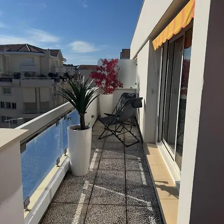 Апартаменты Terrace In Full Sun